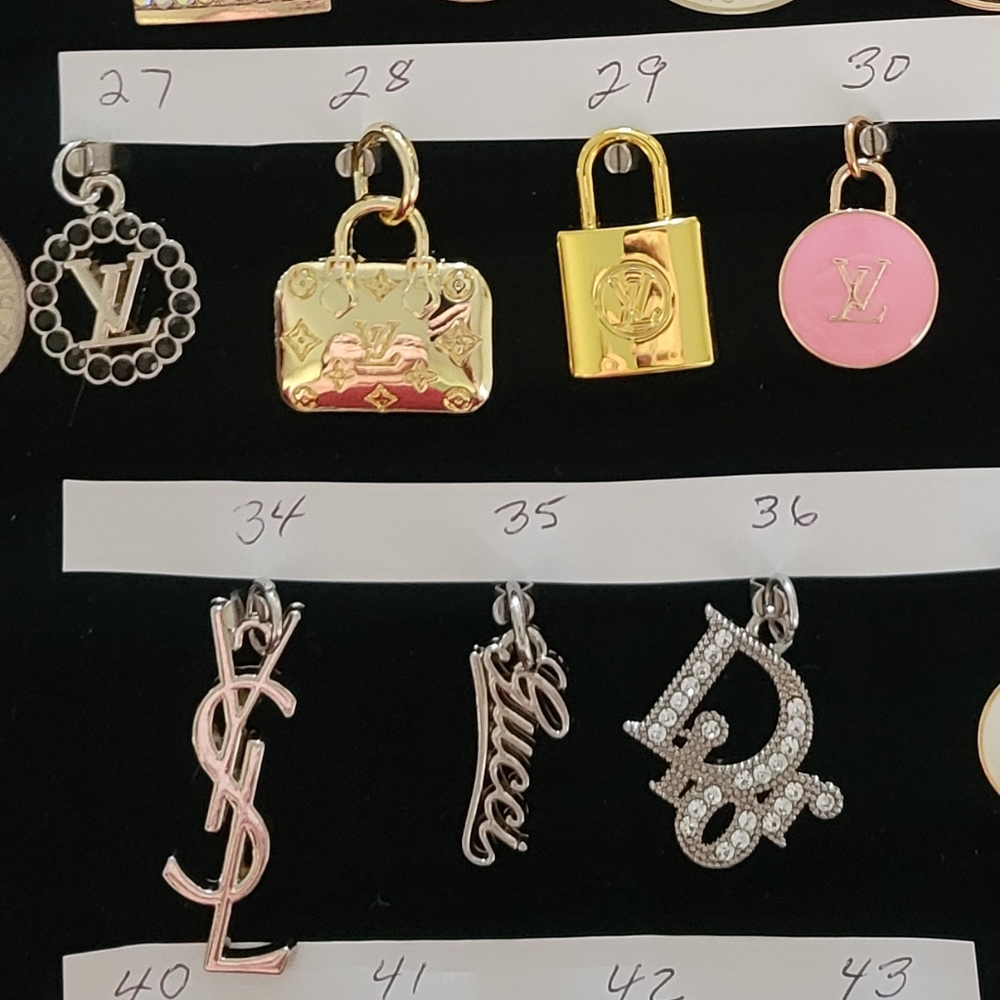 LV, gucci, YSL,chanel, DIOR, ZIPPER PULLS, Choice Of One - Picture 4 of 17